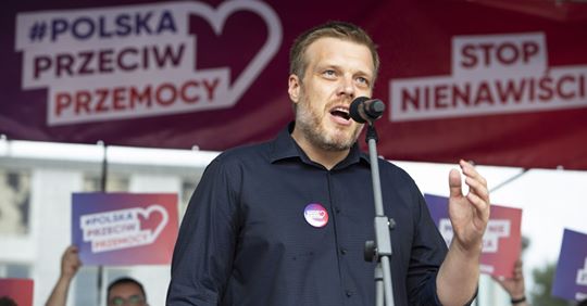 "Nie oddamy wam Polski!" Polityk porwał tłum w Białymstoku